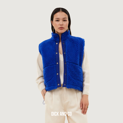 Steve sleeveless jacket