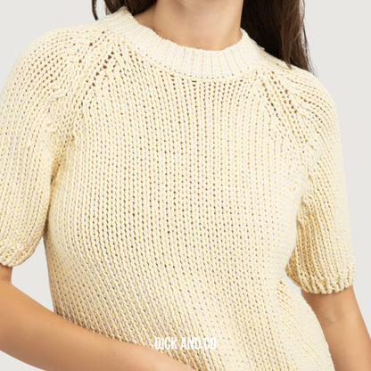 Grofgebreide trui korte mouwen