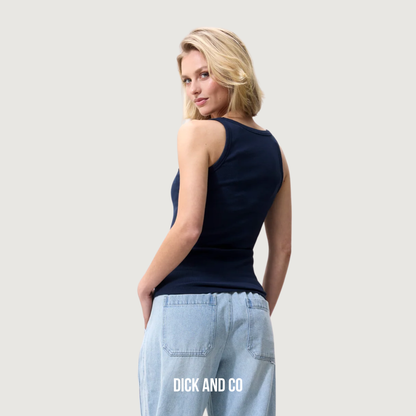 Scoop neck rib singlet