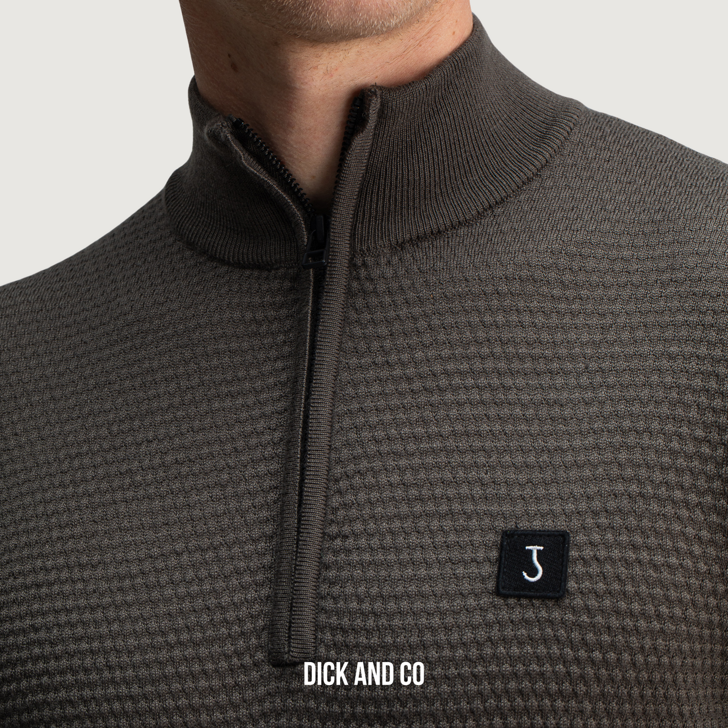 Structure Halfzip (M2526003)