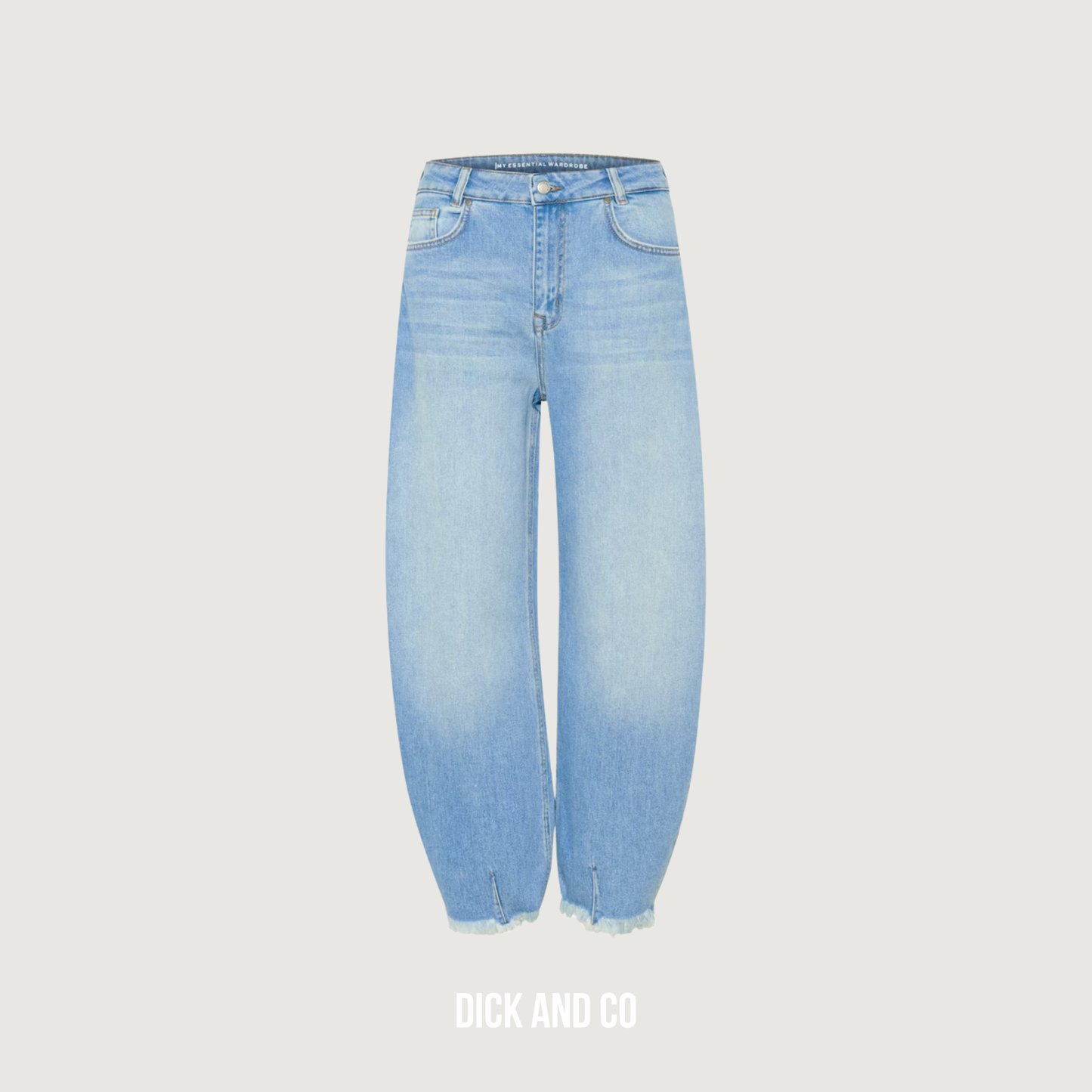 LucyMW Loose Barrel Jeans