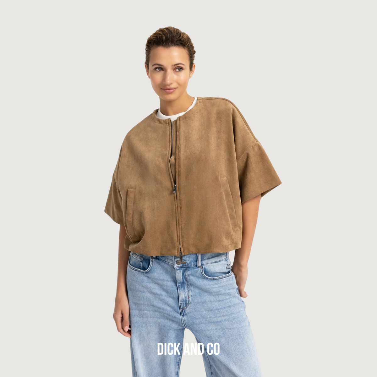 Oversized suede jasje met korte mouwen