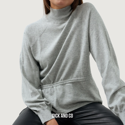 Sweater met hoge hals en taillekoord