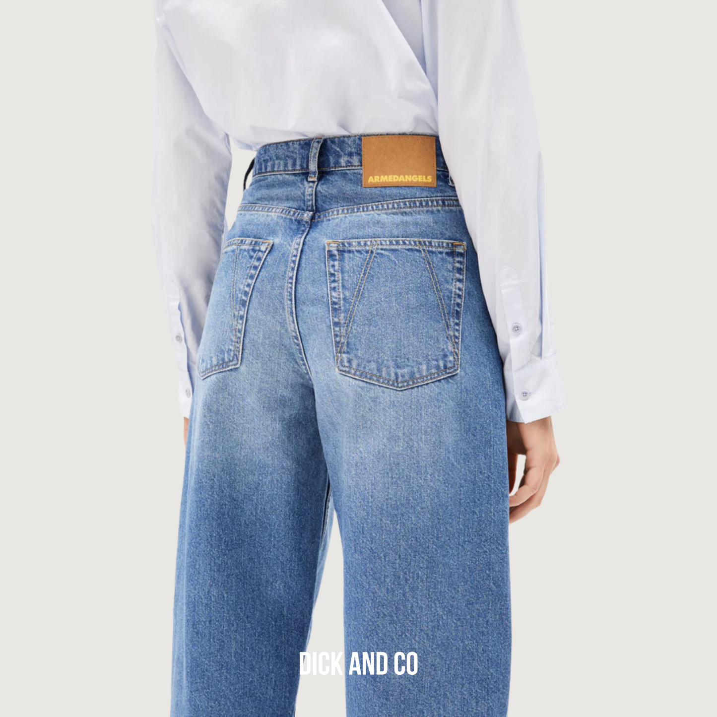 Baarly High Waist Barrel jeans