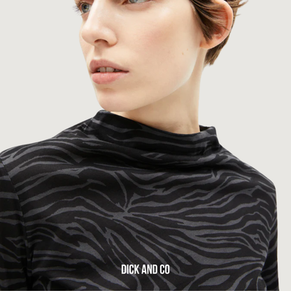 Calunaa Zebraraa (30007831)