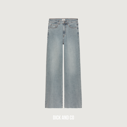 Loose fit jeans