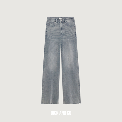 Loose fit jeans