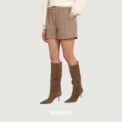 Esmee short Check