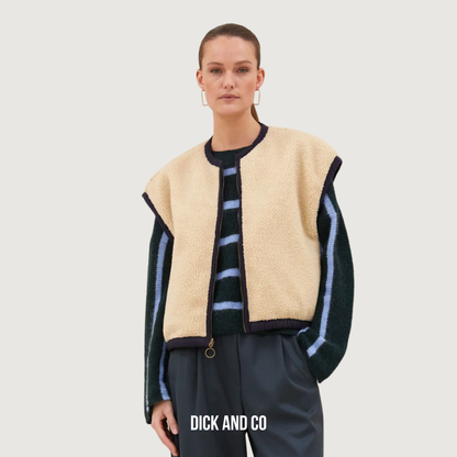 Gio sleeveless jacket