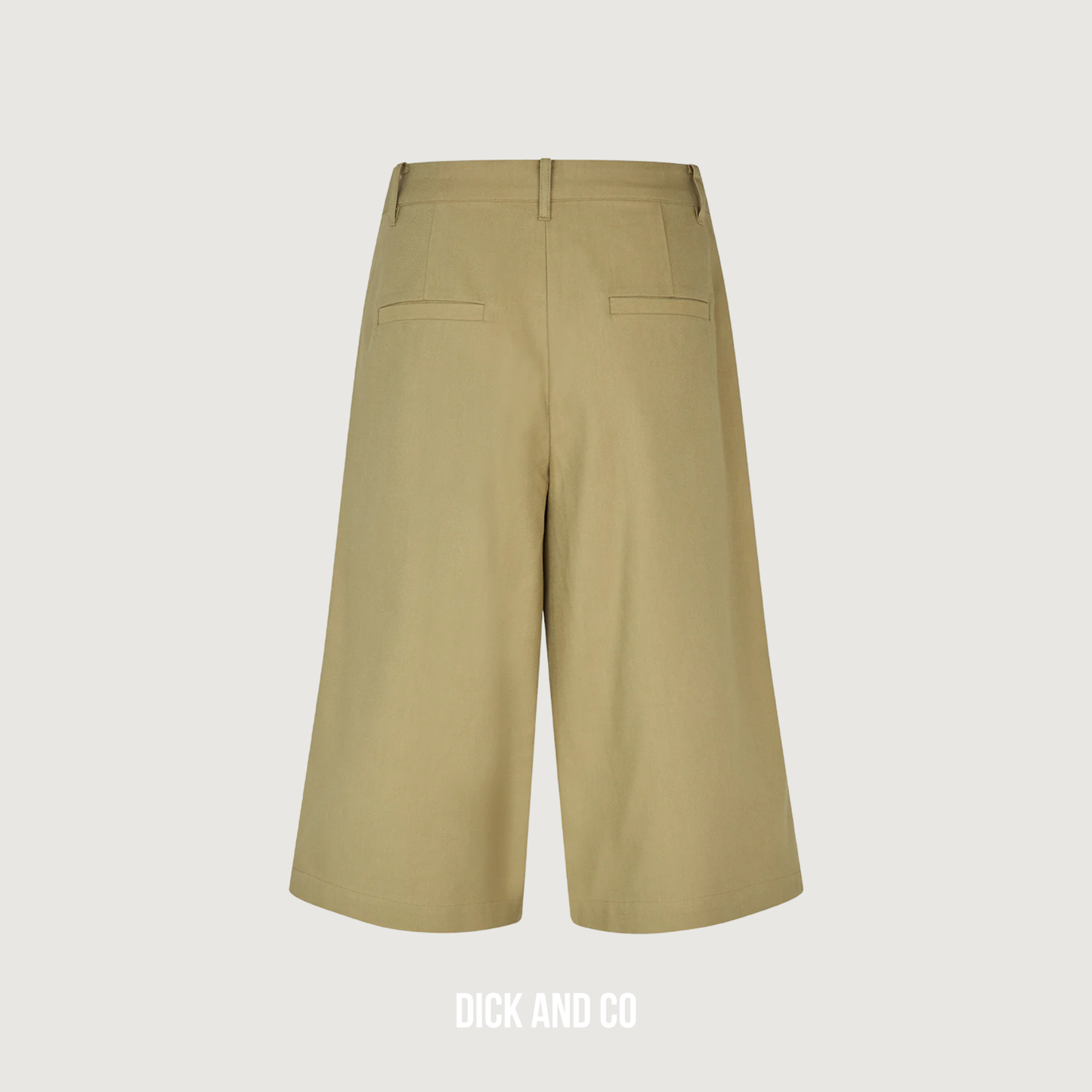 Toremd long shorts