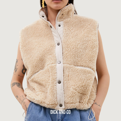 Steve Sleeveless Jacket