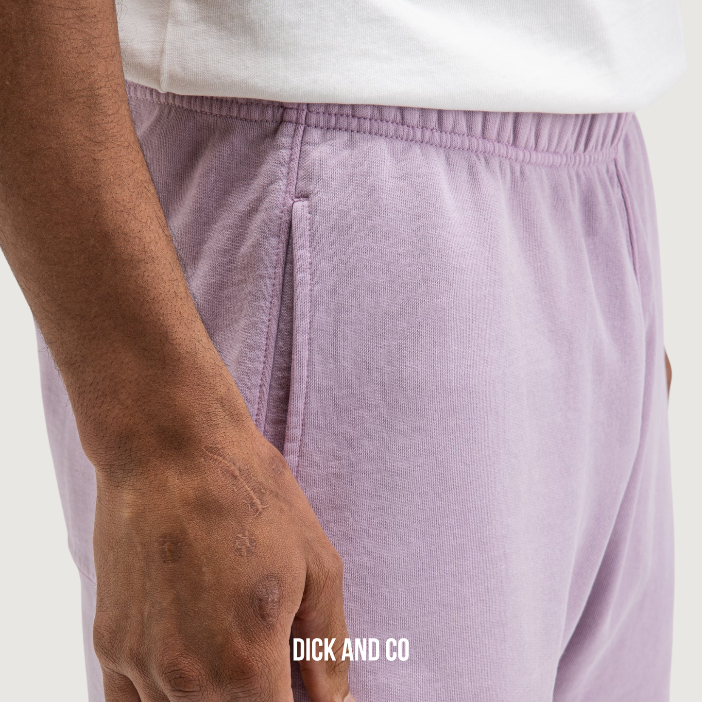 Naul Art sweater short