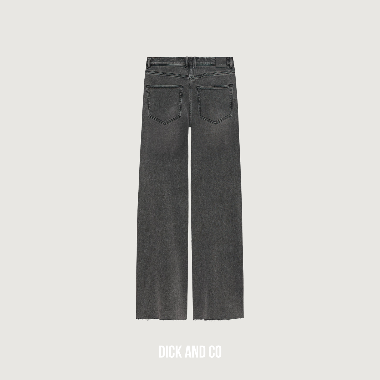 Loose fit jeans