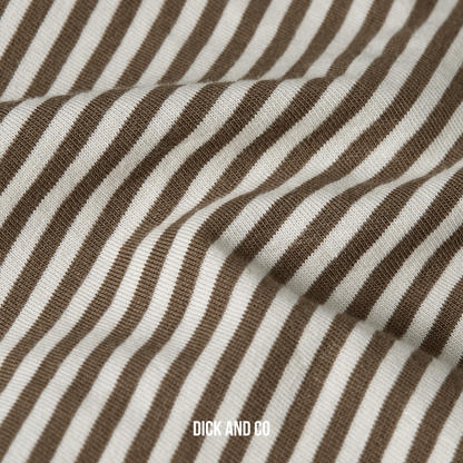 Relaxed knot stripe