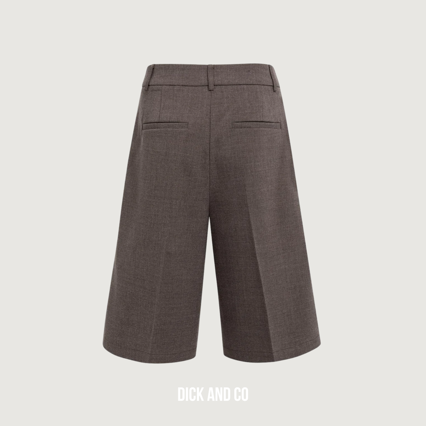 Bermuda met hoge taille en plooien