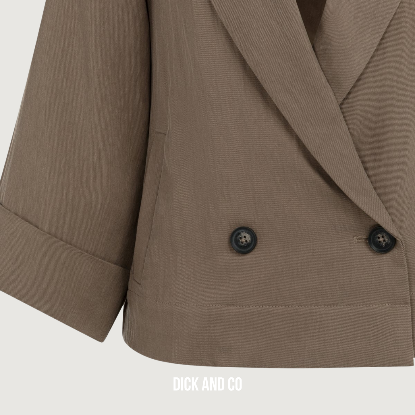Blazer met kimonomouwen en knopen