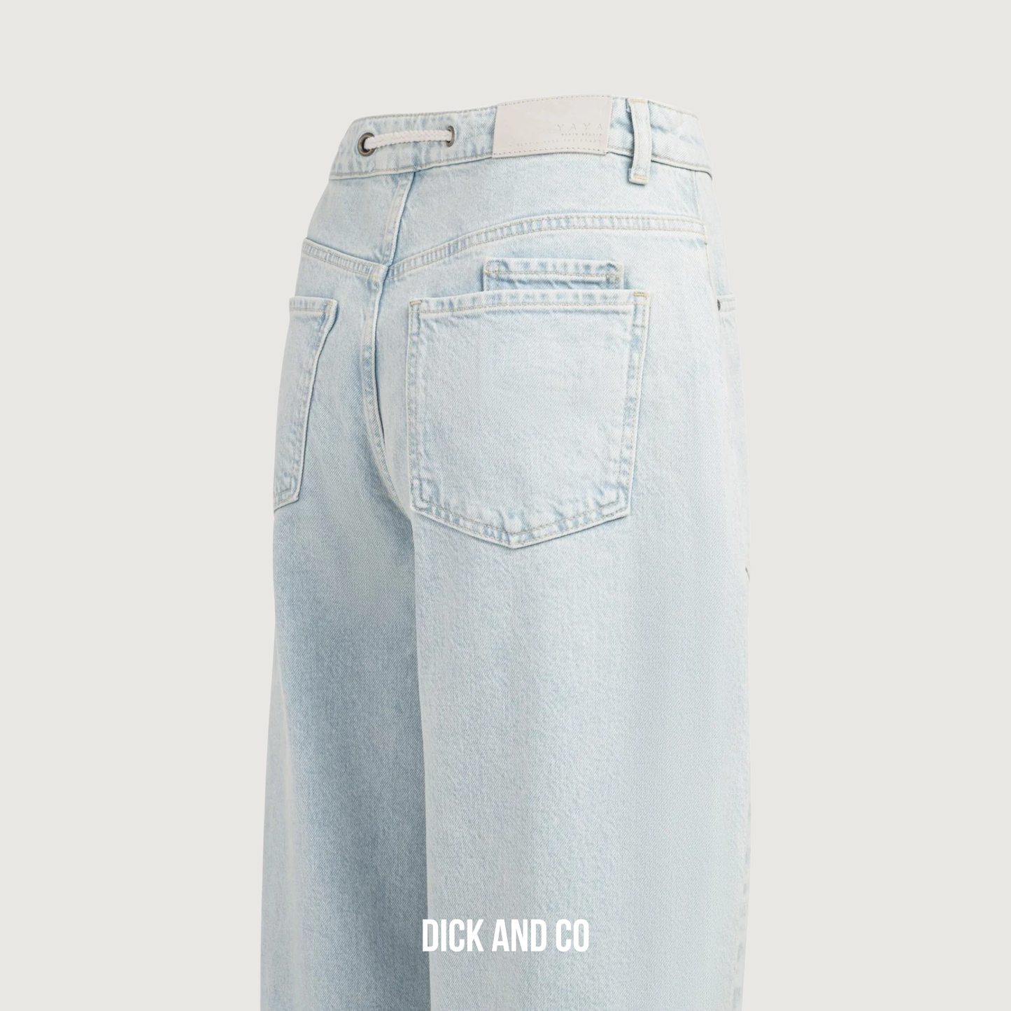 Gekleurde denim met koordsluiting