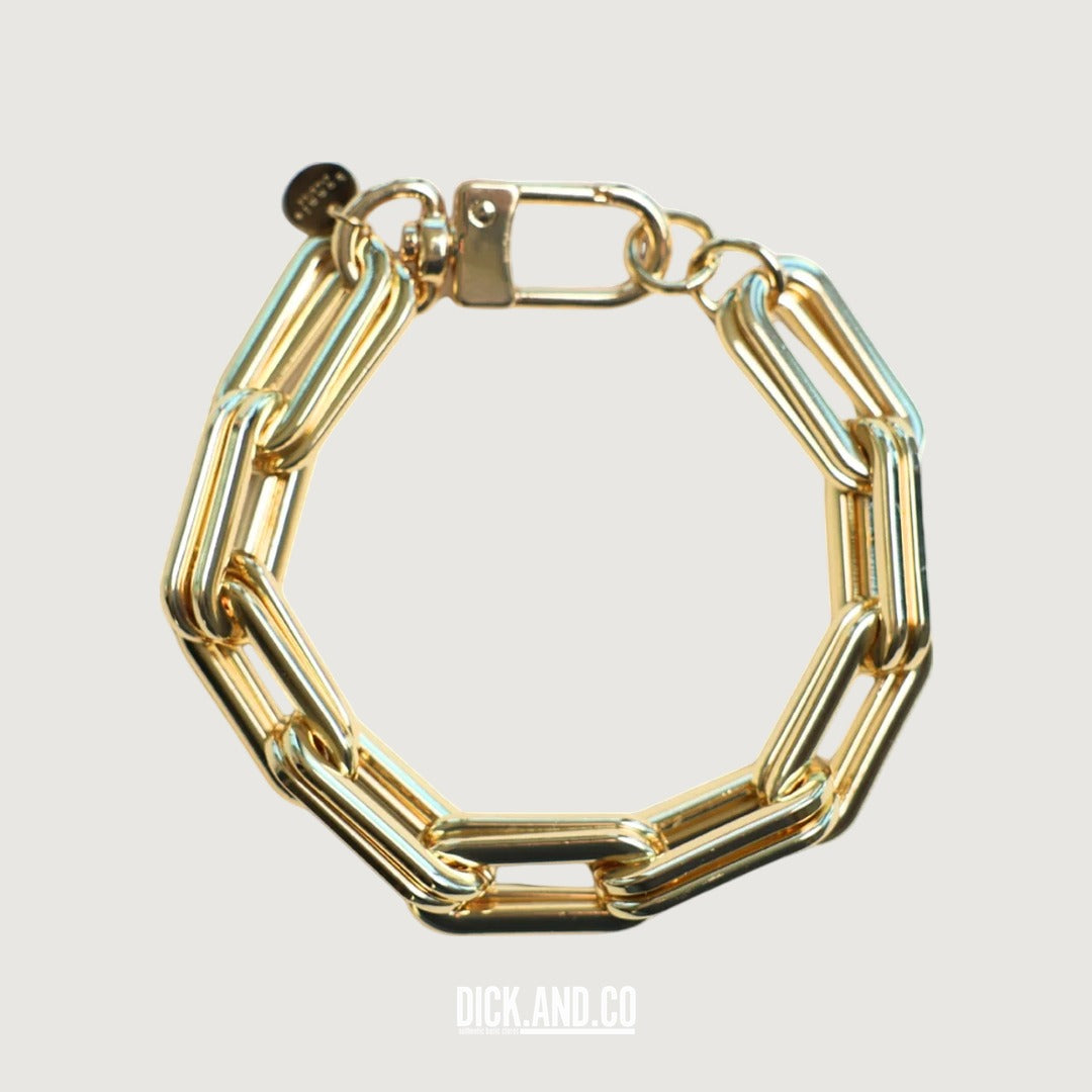 BONNIE STUDIOS Dikke Schakelarmband in Gold (goud), vrijstaand vooraanzicht