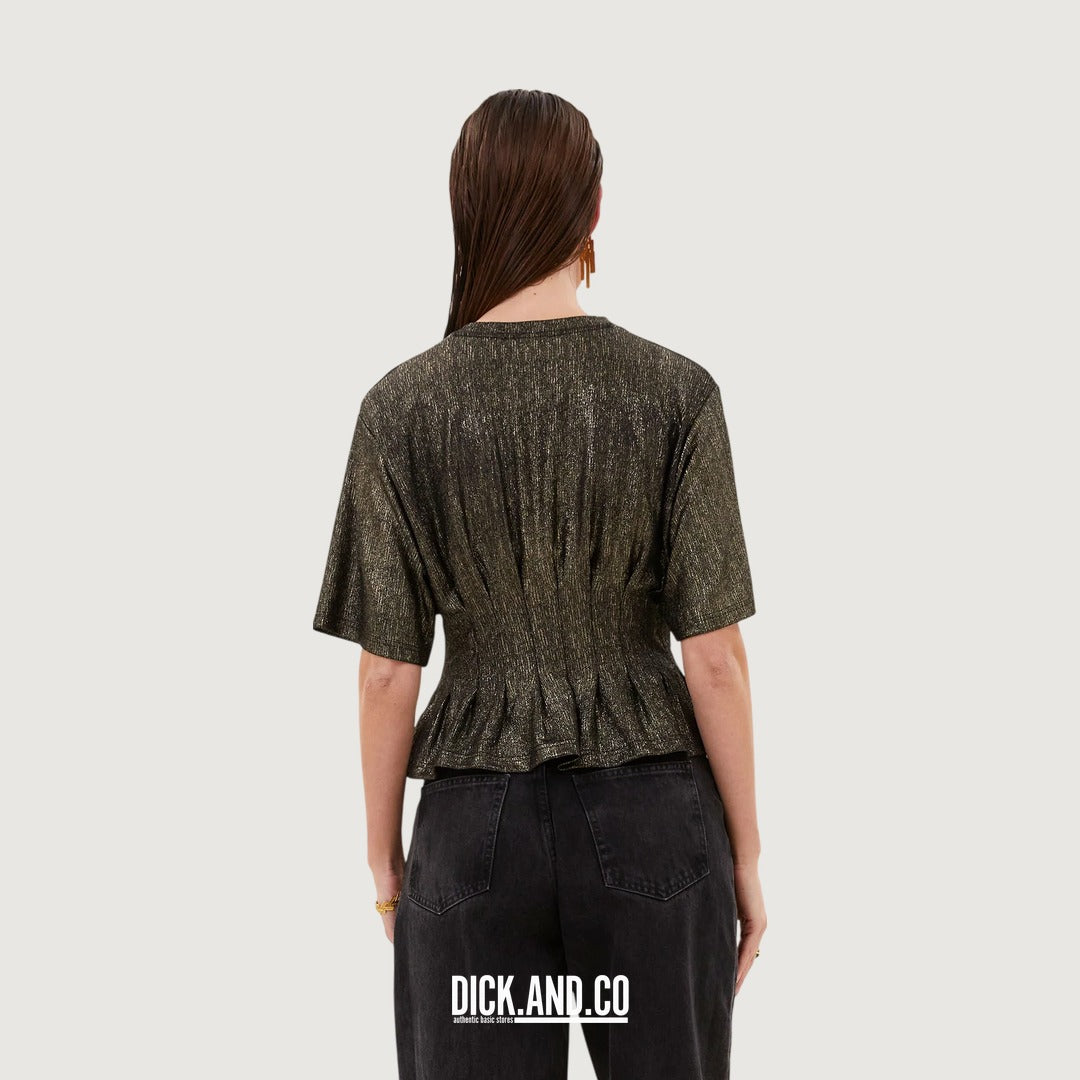 BY-BAR Diva metallic top in Goud, gedragen door een model, achteraanzicht