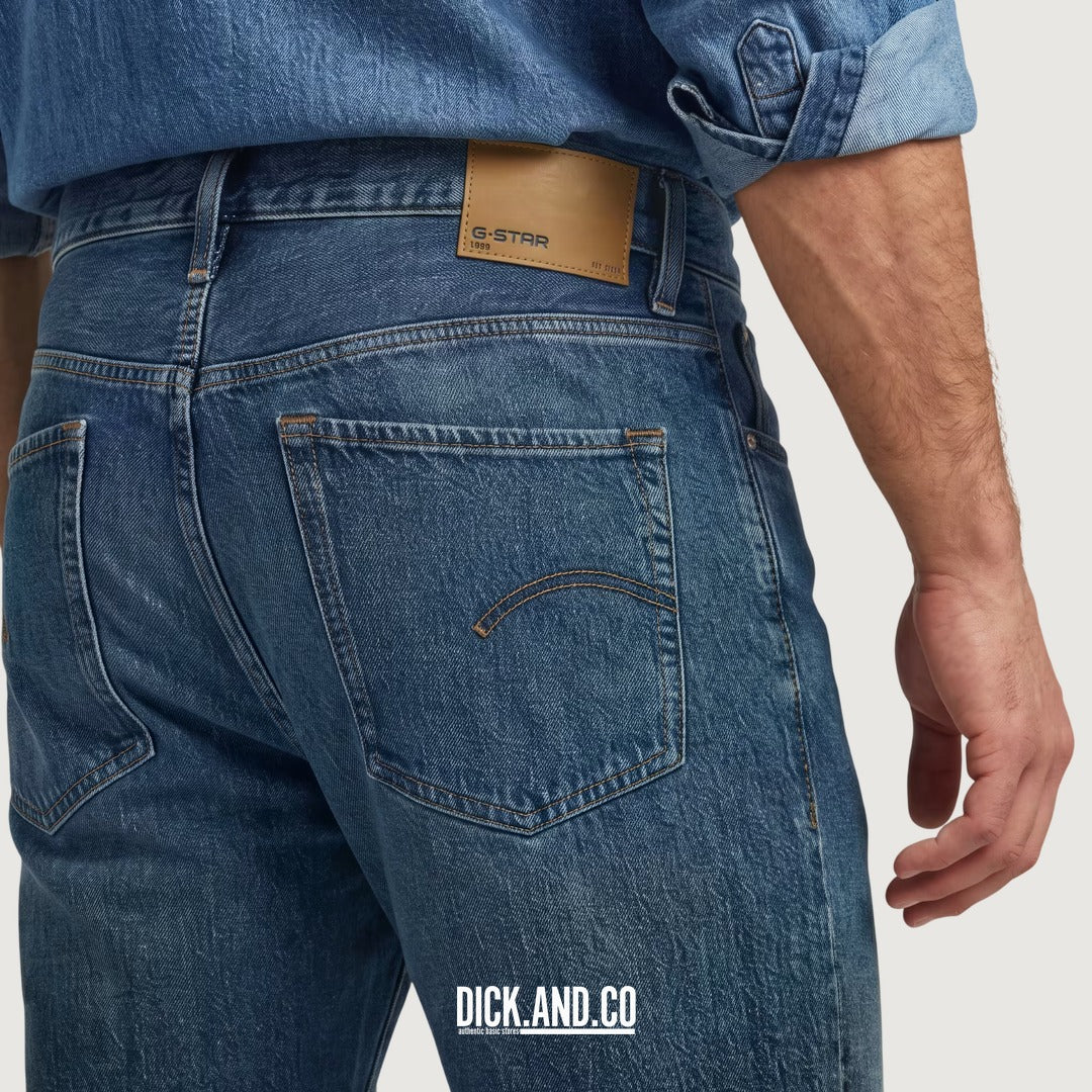 G-STAR Reno Relaxed Tapered Jeans in Blauw, detailopname