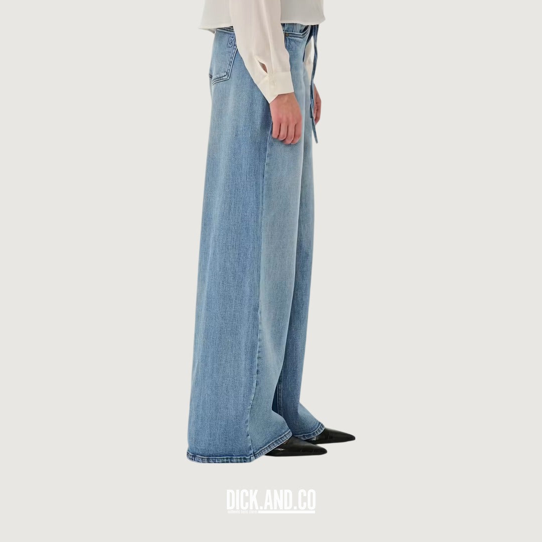 MY ESSENTIAL WARDROBE MWKaro Mid X-Wide Jeans in Light Blue Retro Wash (blauw), zijaanzicht