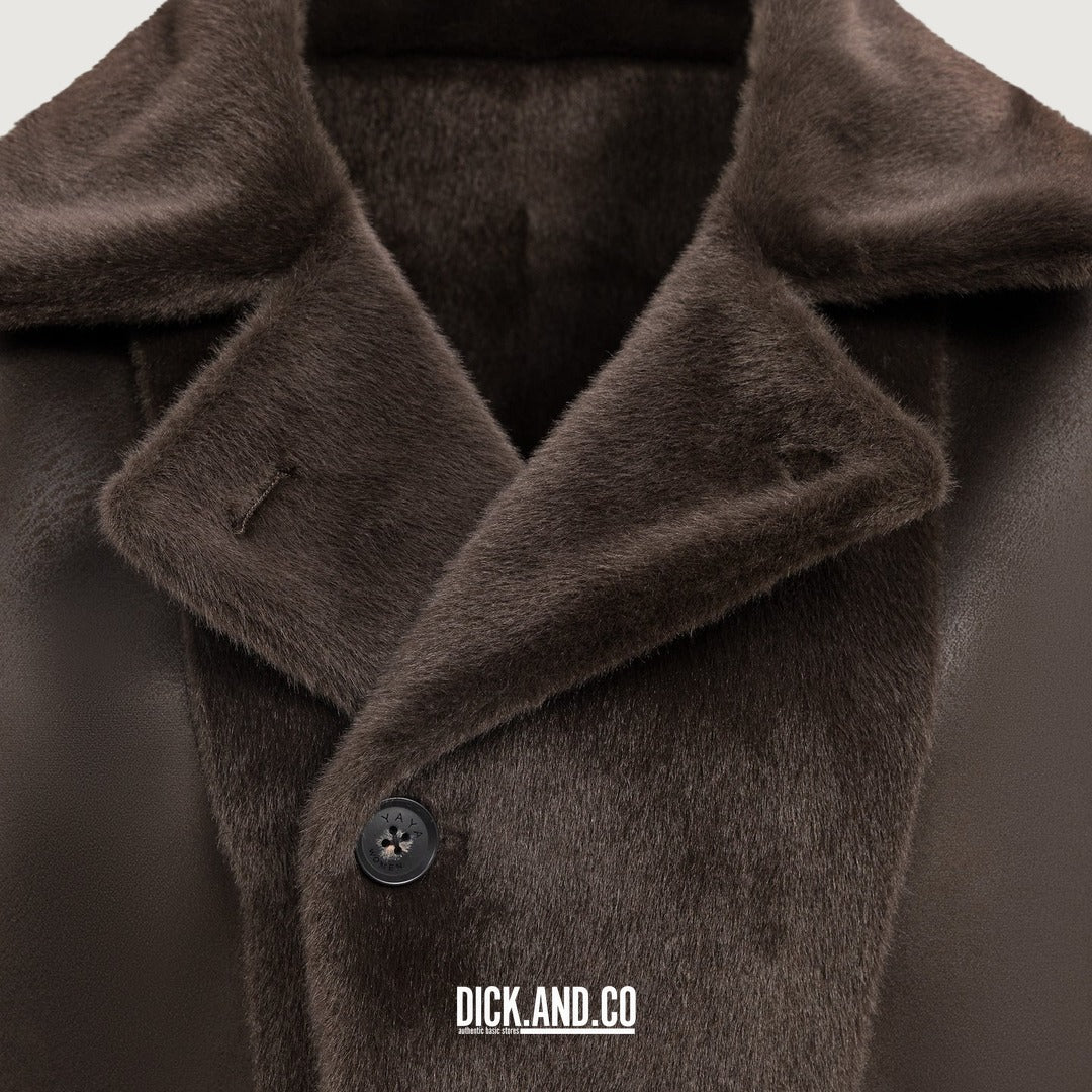 YAYA Oversized omkeerbare jas van imitatiebont in Bruin, detailopname